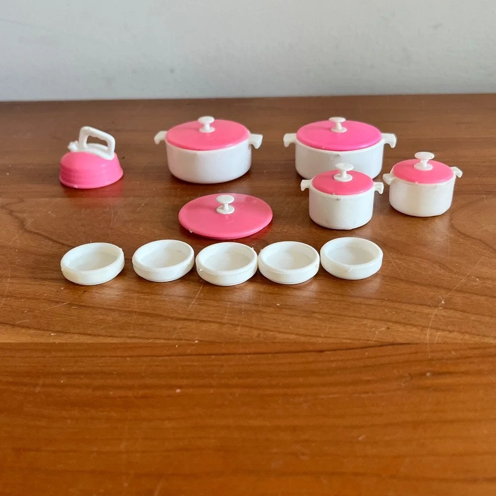 Barbie vintage kitchen